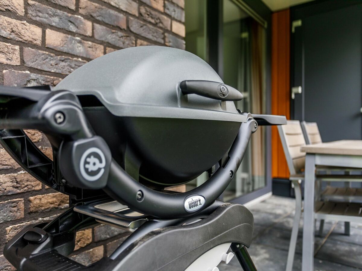 Holiday park Bungalow in Limburg with Gourmet Kitchen - Outdoor photo 2