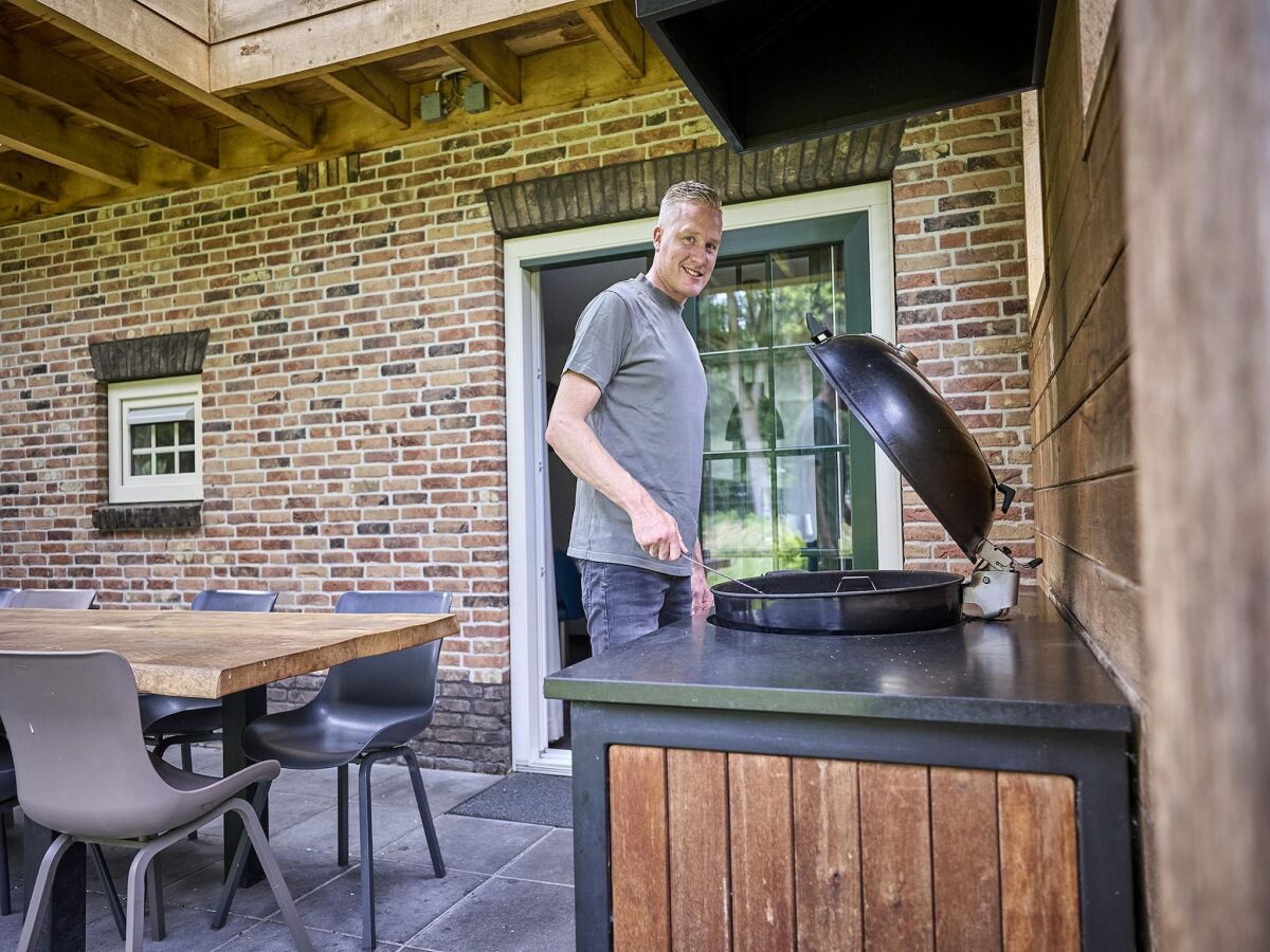 Holiday park Farmhouse in Limburg with Sauna & BBQ - Outdoor photo 5