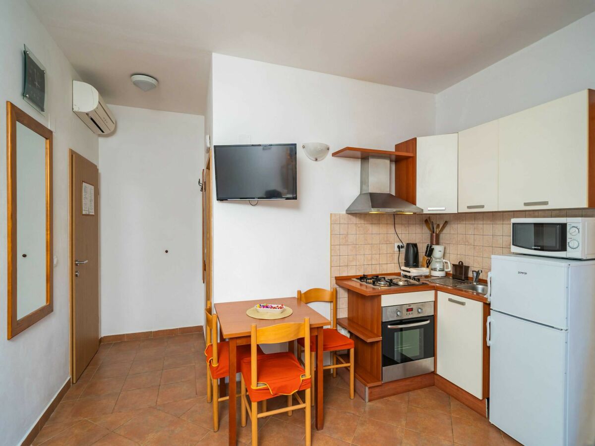 Apartment Apartments Senjo - Studio Apartment with Balcony and Garden View (Apartman 5)