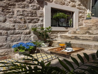 Apartment Vivaldi - Deluxe Double Room with Side City View (S3) - Outdoor photo 3