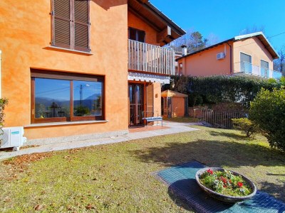 Holiday house House in Luino with Green Garden and City Views - Outdoor photo 3