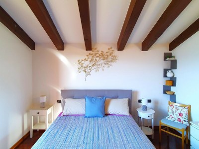 Holiday house House in Luino with Green Garden and City Views - Features photo 23