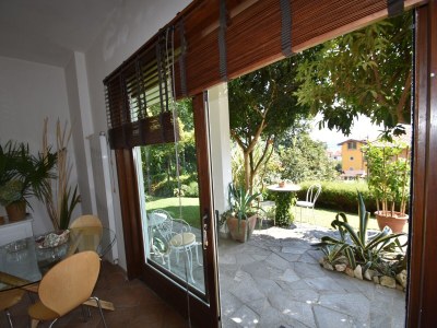 Holiday house Chalet by Lake Maggiore with Garden Views - Outdoor photo 7