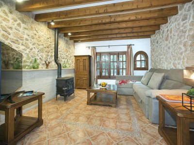 Villa Villa in Pollensa mit Pool und Bergblick - Outdoor photo 26