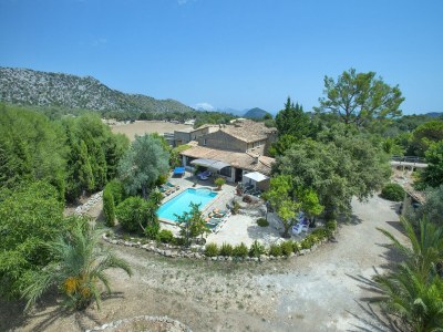 Villa Chalet in Pollensa with Mountain Views & Pool - Outdoor photo 5