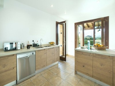 Villa Chalet in Pollença with Private Pool & Views - Features photo 2