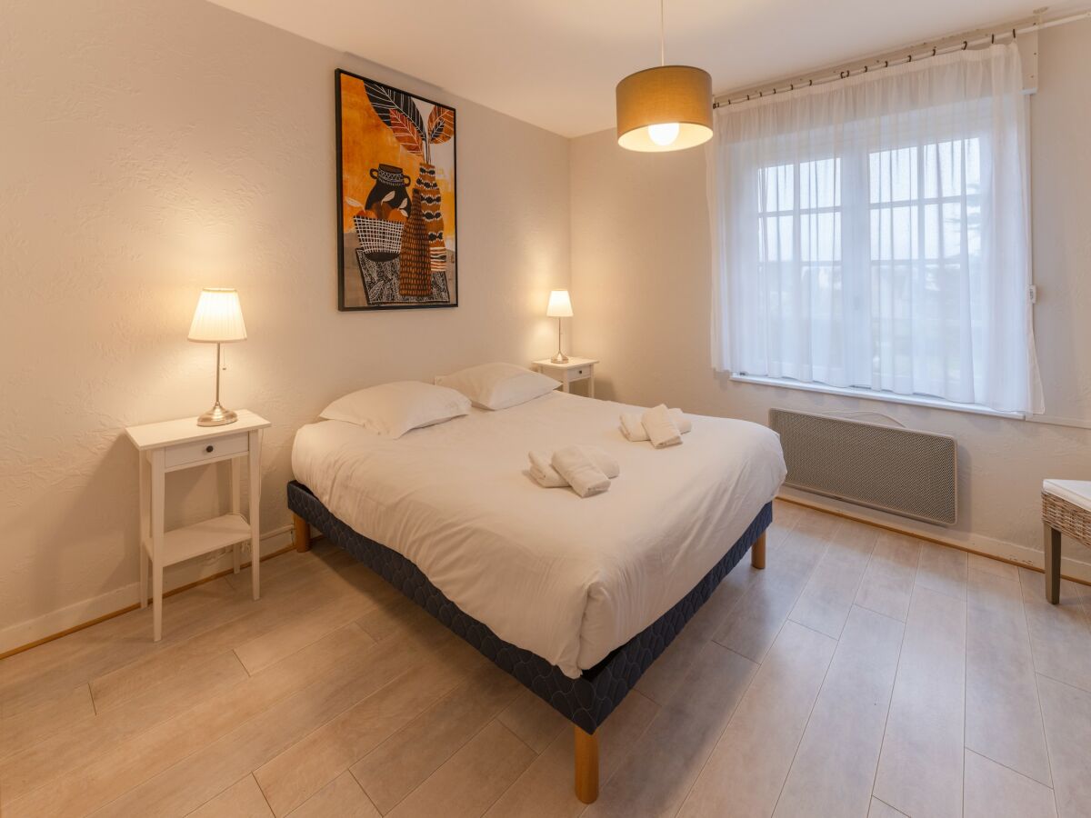 Holiday house Haus in Ploudalmézeau mit Garten & Terrasse - Outdoor photo 2