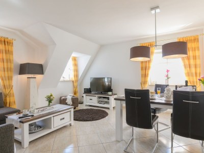 Apartment Stranpromenade - 1. row at the sea incl. beach chair - Outdoor photo 3