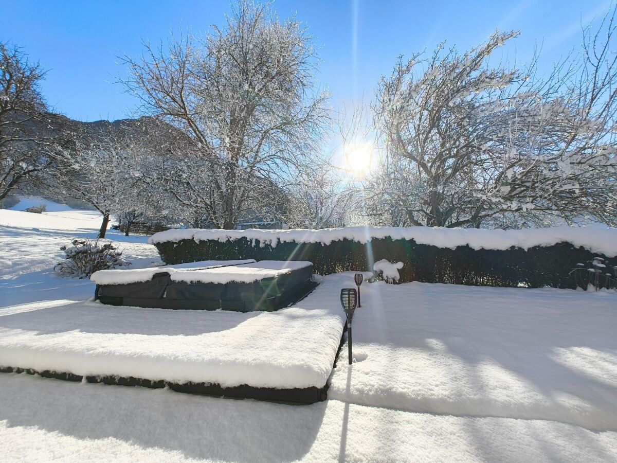 Holiday house Exklusive Wohnung mit Garten und Whirlpool - Outdoor photo 4