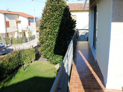 Holiday house Lazise Serene Garden Escape - Outdoor photo 5