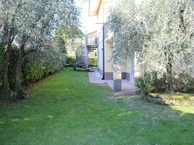Holiday house Lazise Serene Garden Escape - Outdoor photo 9