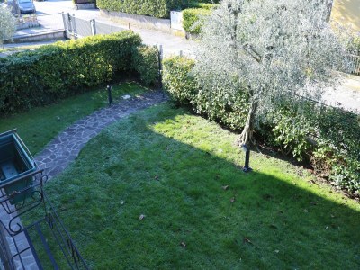 Holiday house Lazise Serene Garden Escape - Outdoor photo 11