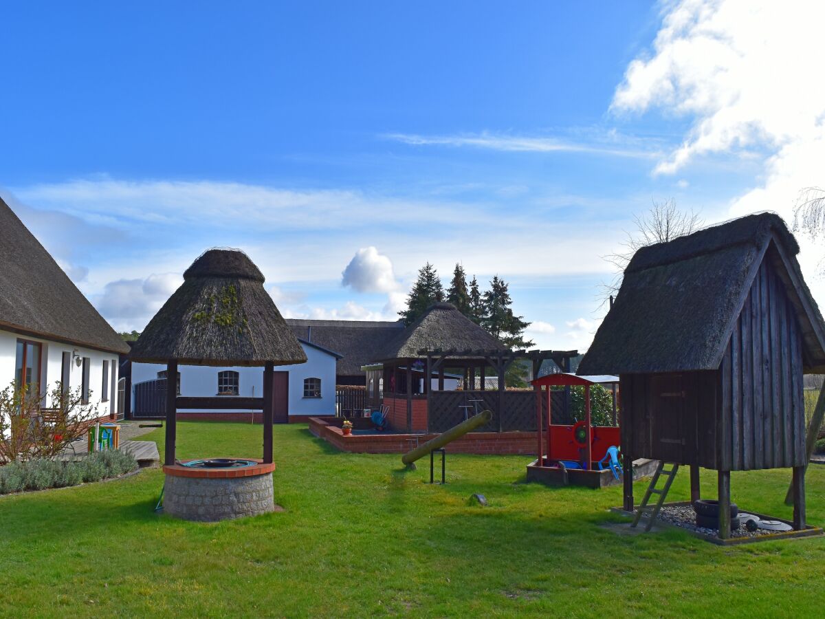 Apartment Ferien unterm Reetdach bis zu 6 Personen - Outdoor photo 4