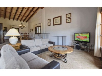 Holiday house Classic Home with Pool - Features photo 22