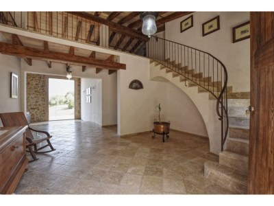 Holiday house Classic Home with Pool - Features photo 25