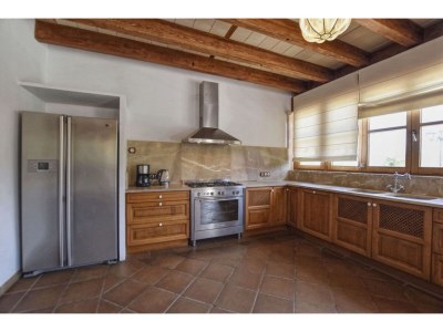 Holiday house Classic Home with Pool - Features photo 33