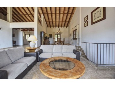 Holiday house Classic Home with Pool - Features photo 35