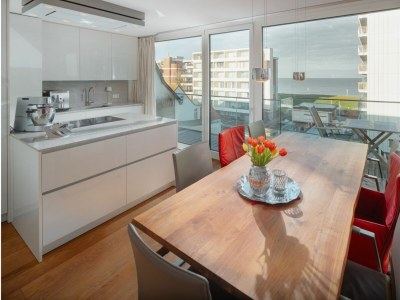 Holiday apartment Meerblick-Penthouse "Sonnenseite" in der Villa van Halem - Features photo 9