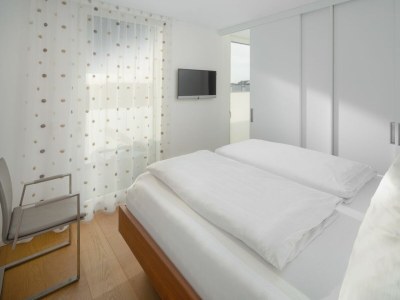 Holiday apartment Meerblick-Penthouse "Sonnenseite" in der Villa van Halem - Features photo 15