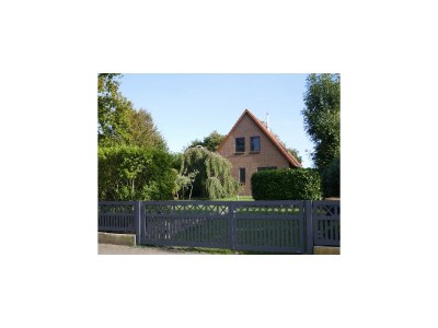 Holiday house Ferienhaus Sturmfrei auf Fehmarn - Outdoor photo 3