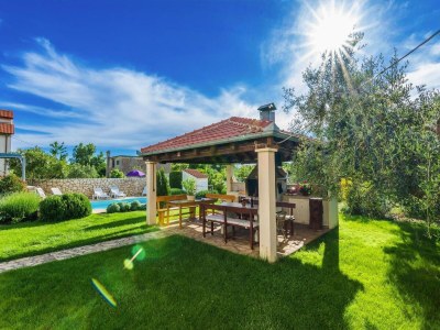 Holiday park Apartment in Nin near the Beach & Pool - Outdoor photo 13