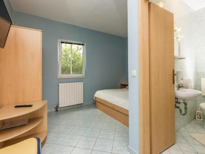 Holiday park Apartment in Nin near the Beach & Pool - Features photo 33