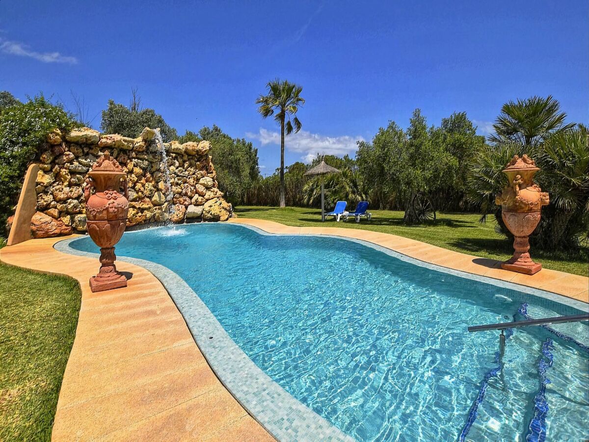 Villa Country House near Alcúdia Bay with Pool - Outdoor photo 5