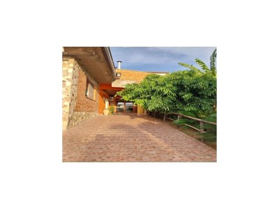 Apartment Apartment near Mount Etna with Hot Tub - Outdoor photo 3