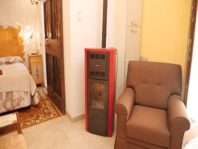 Apartment Chic Apartment with Outdoor Serenity - Features photo 9