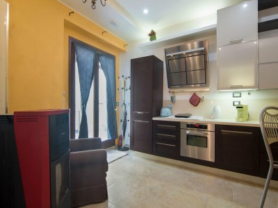 Apartment Chic Apartment with Outdoor Serenity - Features photo 20