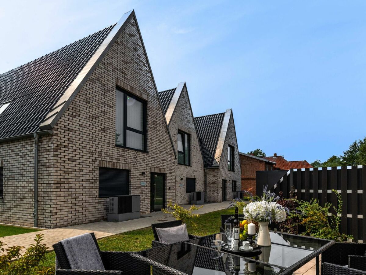 Holiday house Ferienhaus Donnerkeil Fehmarn - Outdoor photo 2