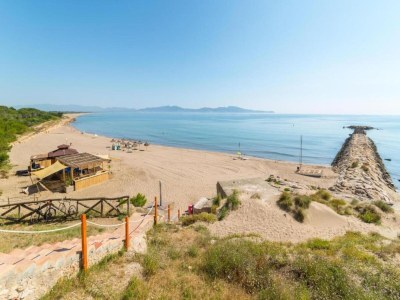 Apartment Apartment in Costa Brava near Sandy Beaches - Environment photo 19