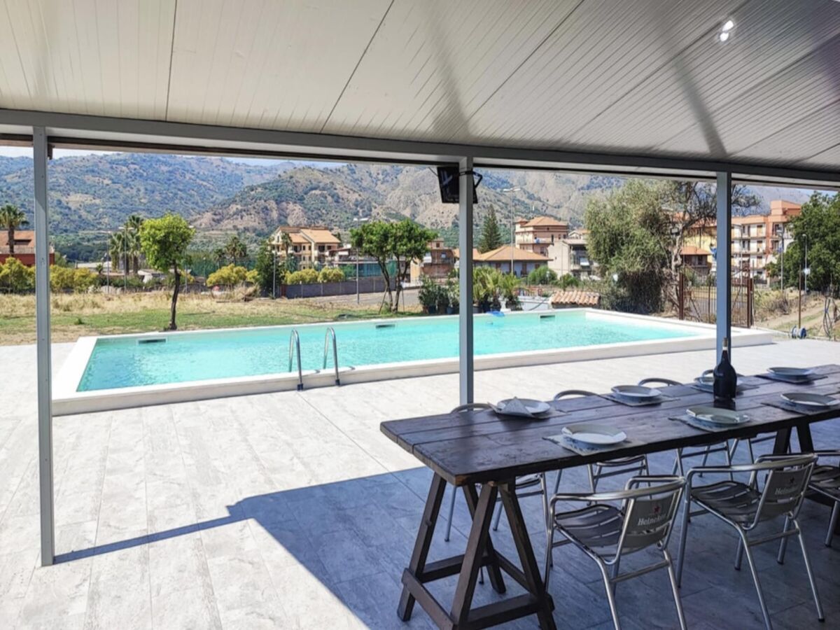 Villa Villa in Gaggi mit Pool in der Nähe des Ätna - Outdoor photo 5