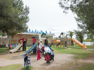 Chalet Chalet mit Klimaanlage in schönem Park - Outdoor photo 19