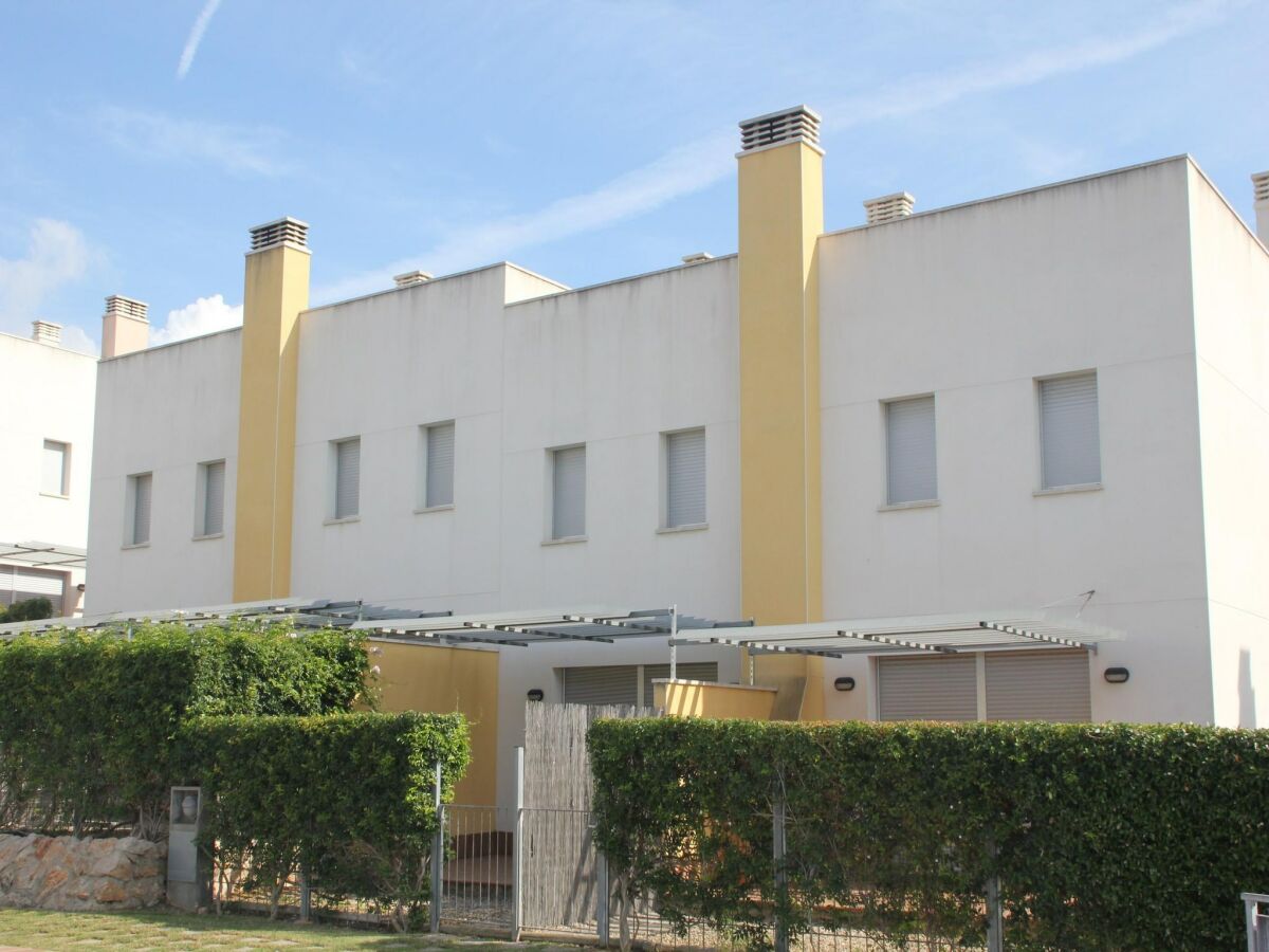 caravan Relaxing Family Beach Home - Outdoor photo 3