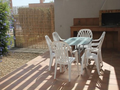 caravan Relaxing Family Beach Home - Outdoor photo 20