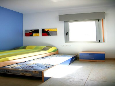 caravan Relaxing Family Beach Home - Features photo 23