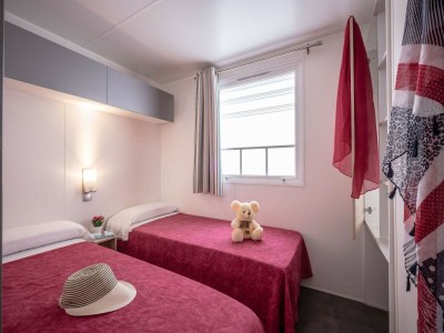 Holiday house Charming Getaway with Garden - Features photo 15