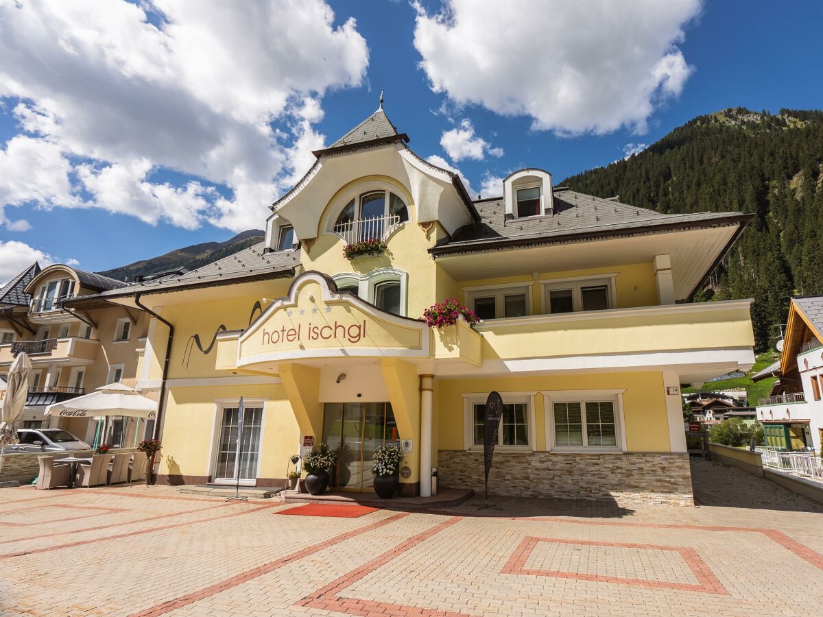 Holiday room Mehrbettzimmer - Halbpension bis 5 Nächte