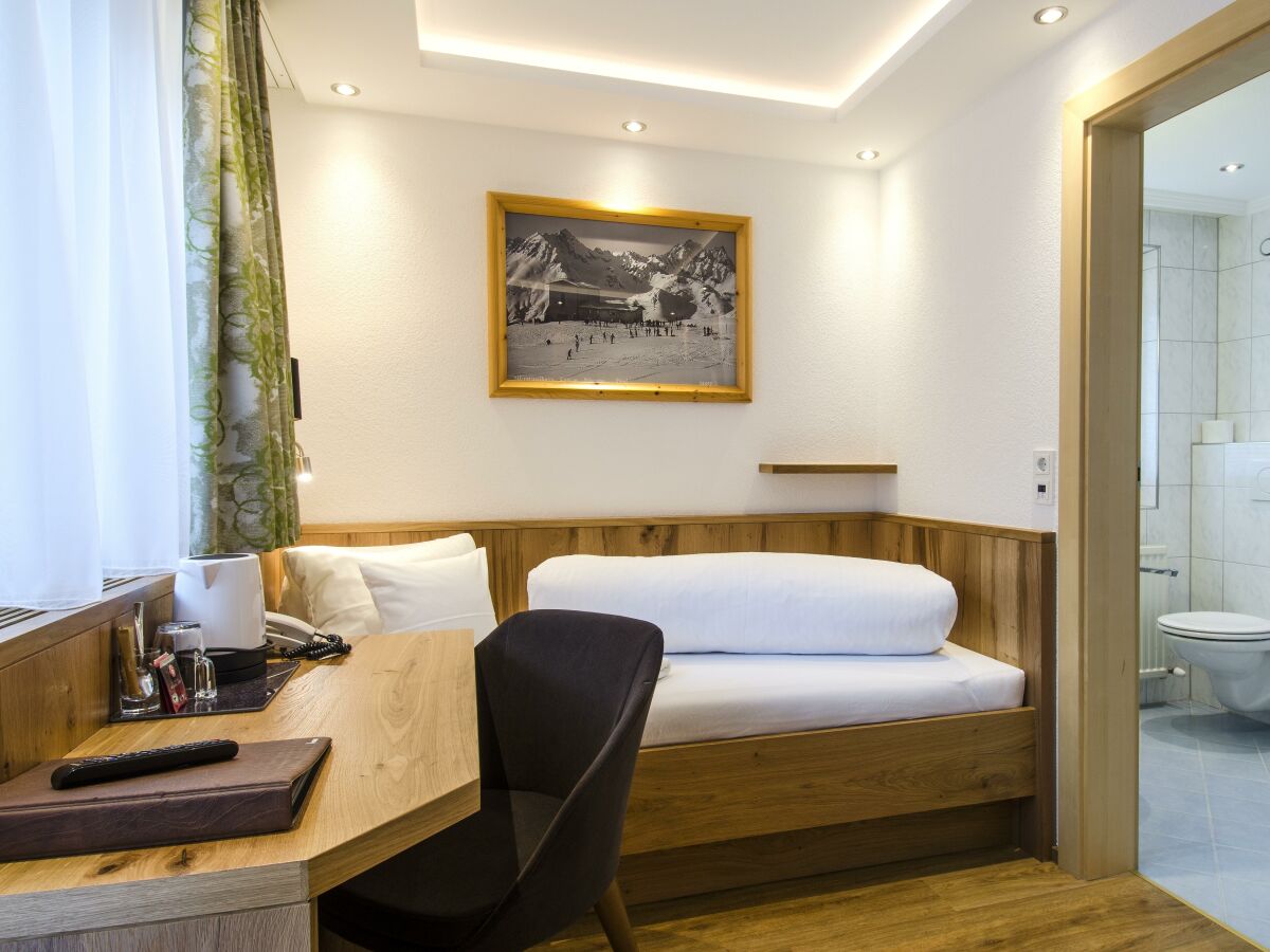 Holiday room Einzelzimmer mit Dusche, WC - Outdoor photo 3