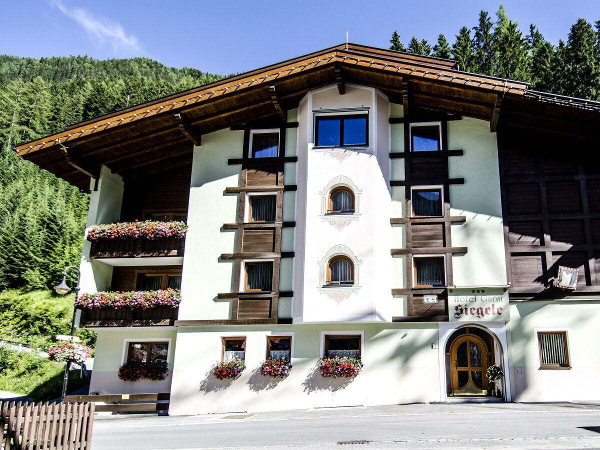 Holiday room Einzelzimmer mit Dusche, WC - Outdoor photo 5