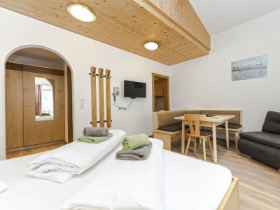 Holiday room Einzelzimmer mit Dusche, WC - Outdoor photo 13