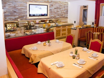 Holiday room Dreibettzimmer mit Dusche od. Bad, WC - Outdoor photo 4