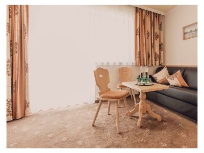 Holiday room "FAMILIENZIMMER" mit Dusche, WC - Features photo 29