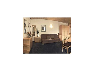 Apartment App. 150/1 Schlafz. + 1 Wohnschlafraum - Features photo 48