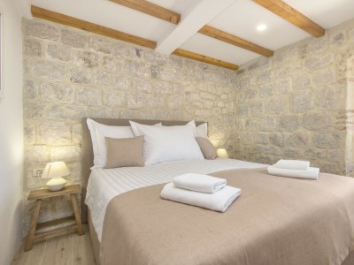 Holiday house Stone House Trogir - Features photo 16