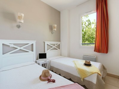 Holiday park Modern Stay with Pool & Terrace - Features photo 6