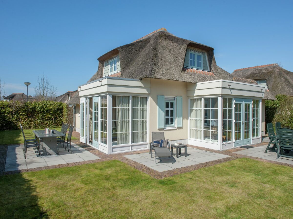 Holiday park Villa in Domburg near North Sea Beach