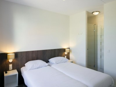 Holiday park Villa in Nieuwvliet nahe Strand - Features photo 9