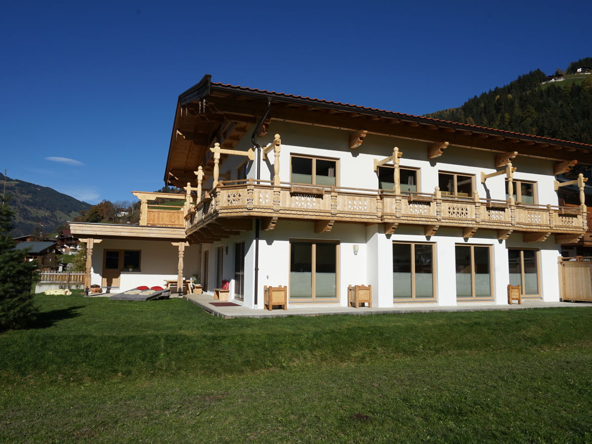 Holiday apartment Apartment "Sonnenschein" - Outdoor photo 3